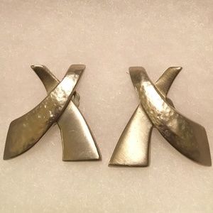 VINTAGE 'X' Clip Statement Earrings in Textured Silver Metal Excellent Condition